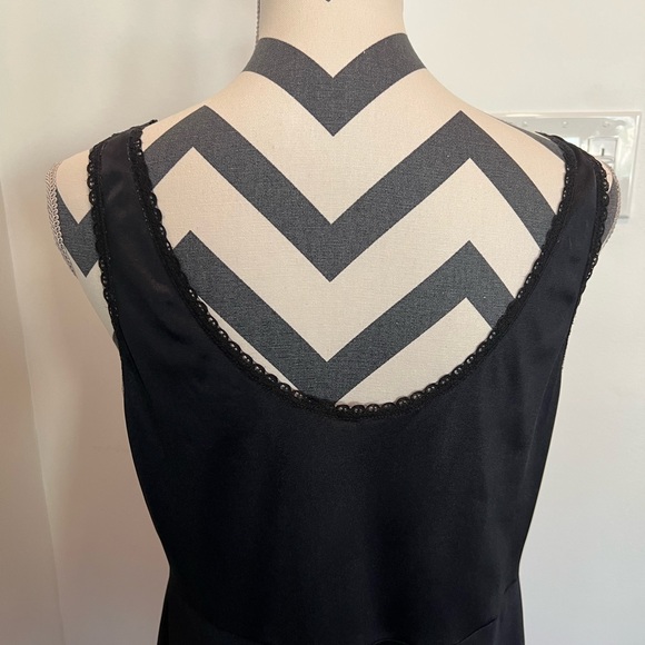 Full slip - Picture 4 of 8